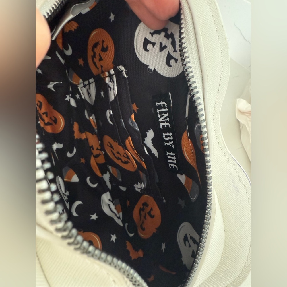 MAD Engine Fine by Me Jack O’ Lantern Crossbody Purse- White, adjustable strap! - Picture 2 of 6